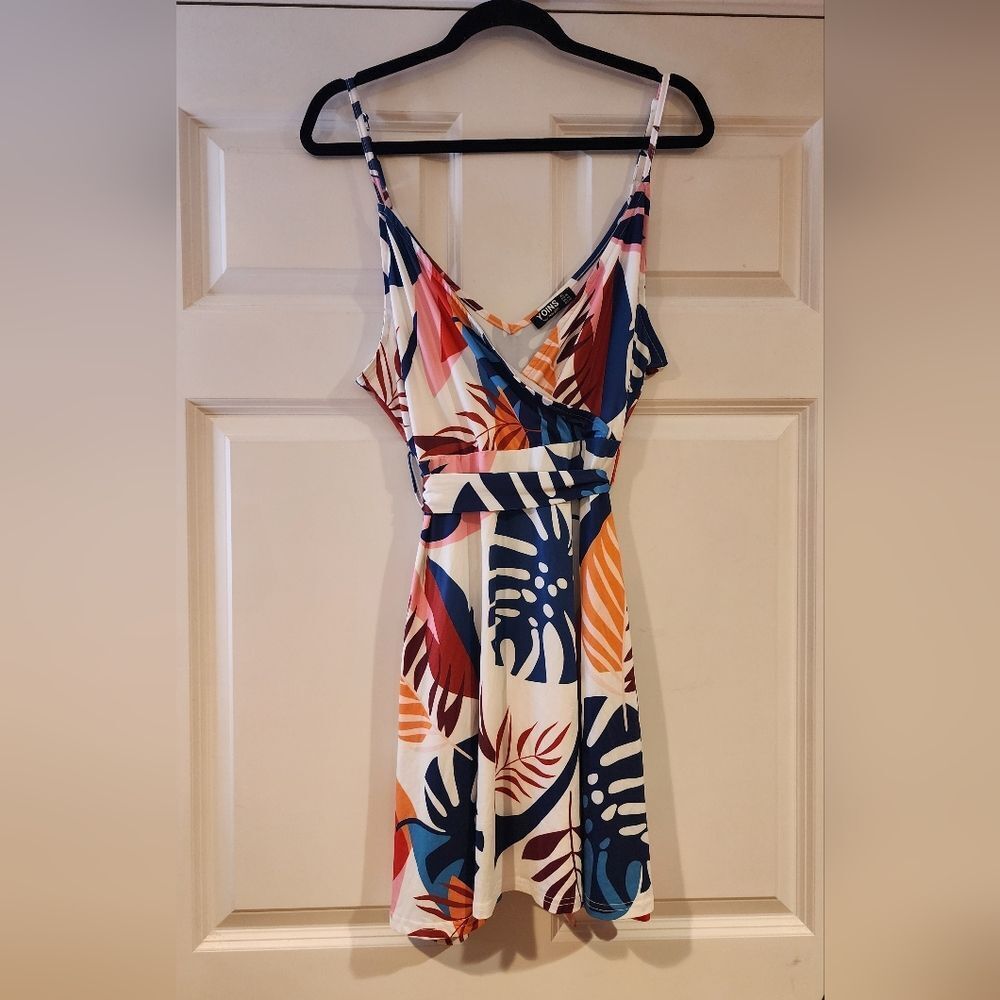Yoins colorful tropical belted mini dress size XL fits Smaller